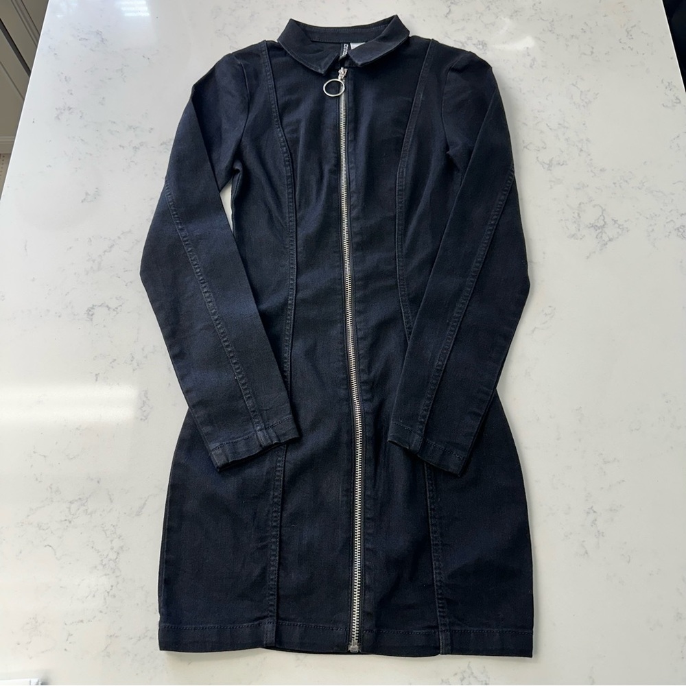H&M Charcoal Zip-Up Dress